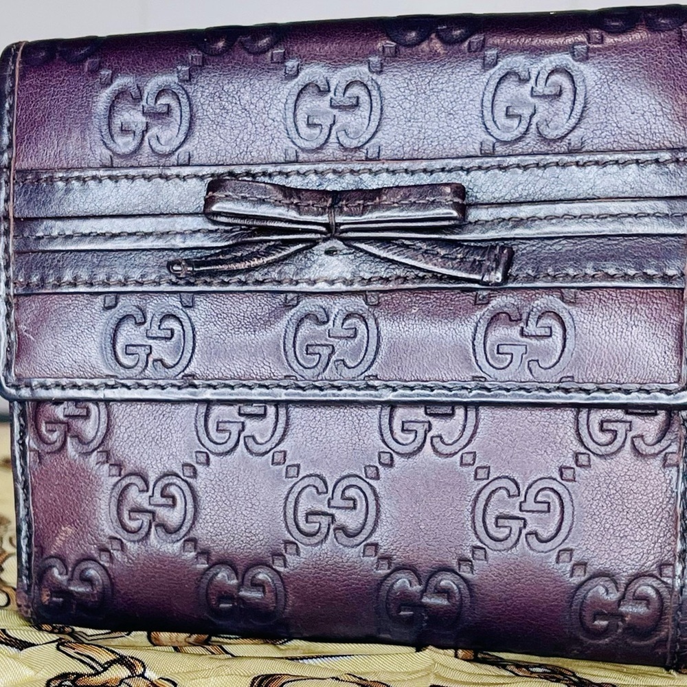 Gucci Purple Embossed Leather Women's Wallet